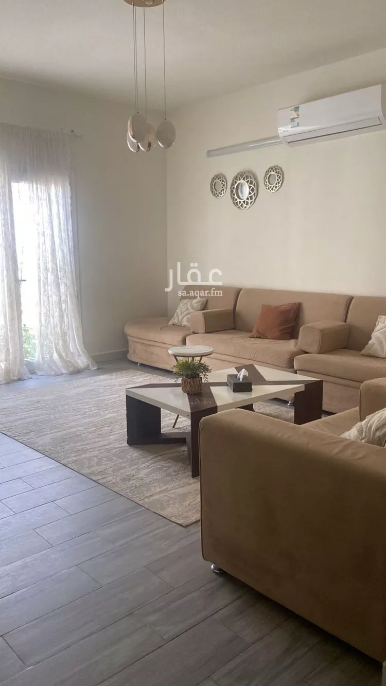 فيلا للبيع في شارع ابن الجارود, حي مطار الملك خالد الدولي, مدينة الرياض, منطقة الرياض صورة 3