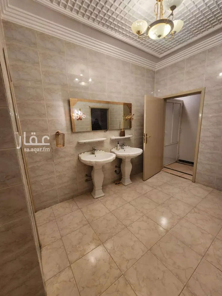 فيلا للبيع في شارع ابي بكر الشريشي, حي السويدي, مدينة الرياض, منطقة الرياض صورة 5