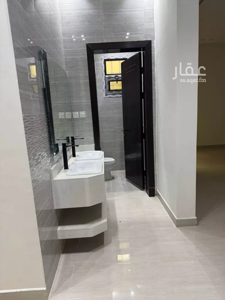 دور للبيع في شارع خريص, حي النظيم, مدينة الرياض, منطقة الرياض صورة 5