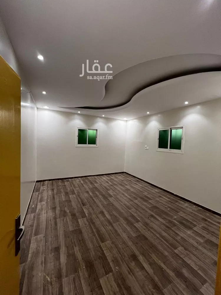 Floor for Rent in Riyadh Al Khaleej