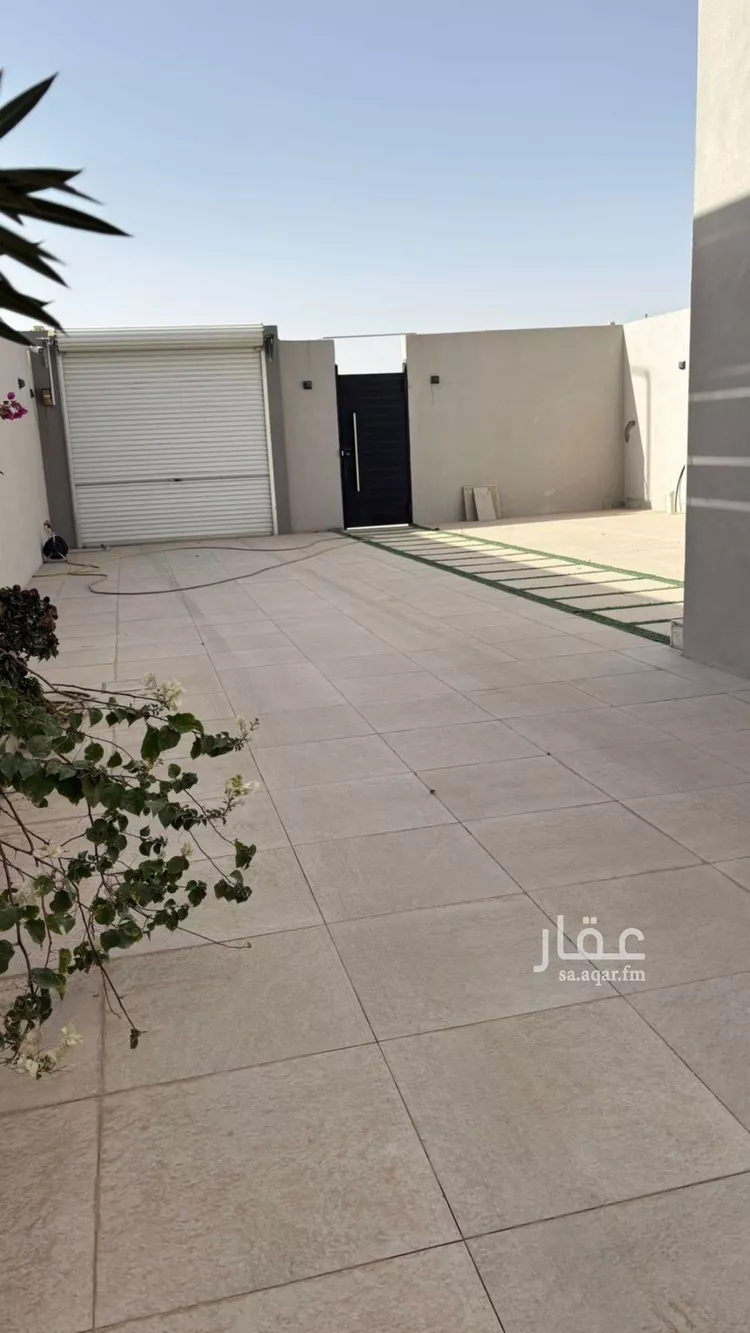 فيلا للبيع في شارع عباس الجوهري, حي عكاظ, مدينة الرياض, منطقة الرياض صورة 3