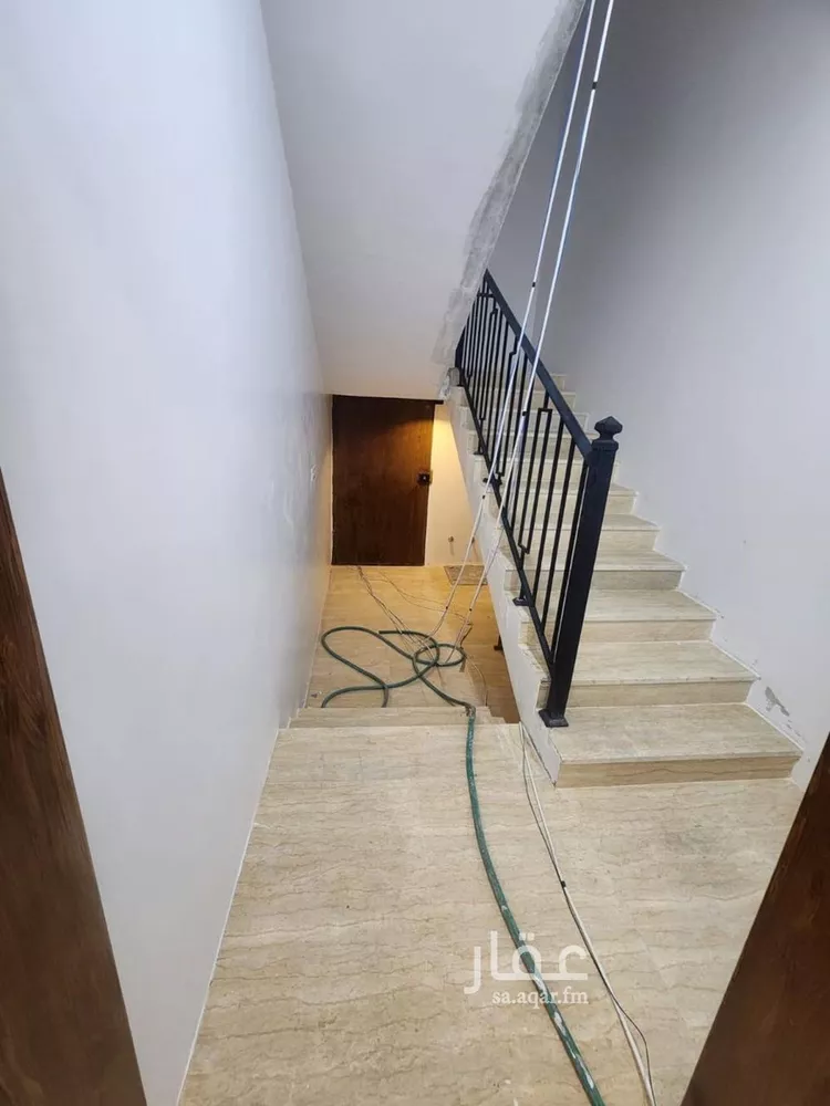 Floor for Rent in Riyadh Utaiqah صورة 3