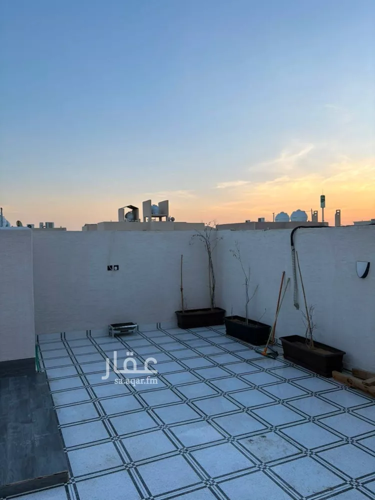 دور للبيع في شارع ممر325, حي طويق, مدينة الرياض, منطقة الرياض 14