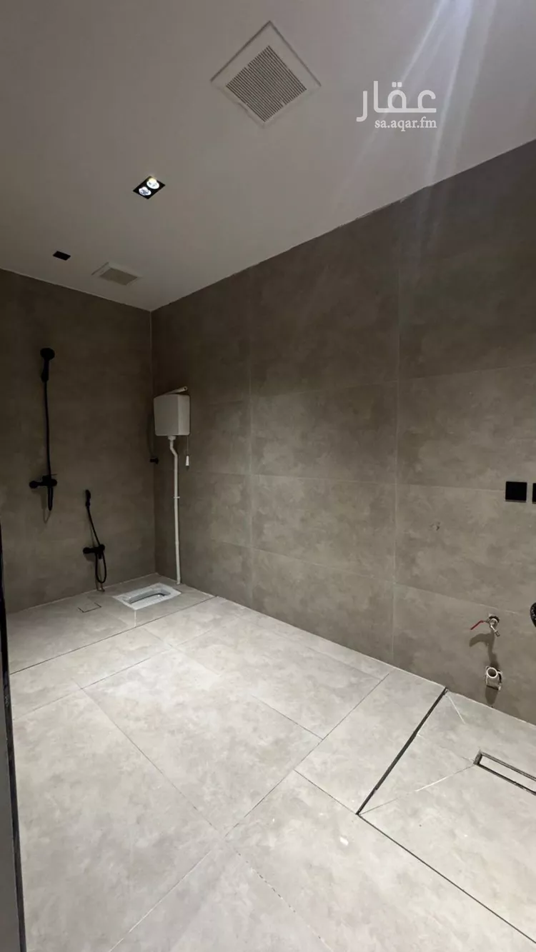 فيلا للبيع في شارع جبل الغمر, حي الدريهمية, مدينة الرياض, منطقة الرياض صورة 3