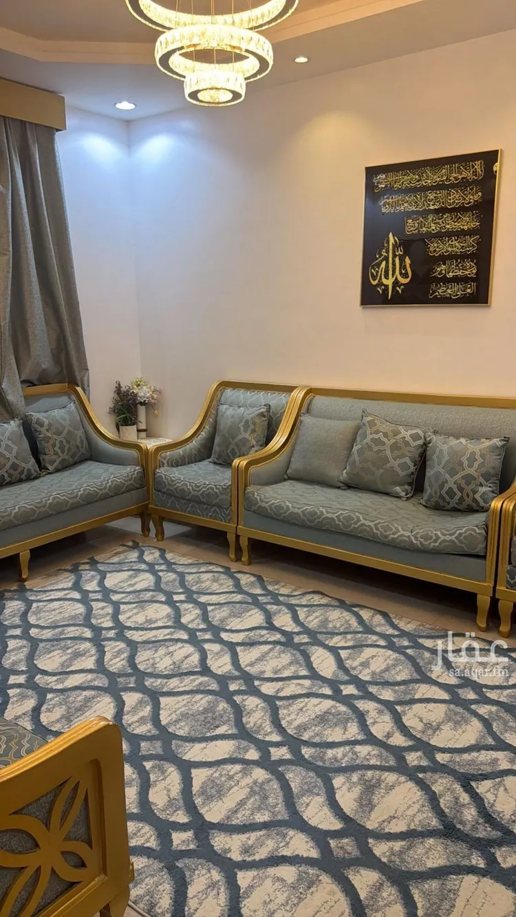 Floor for Sale in Riyadh Tuwaiq