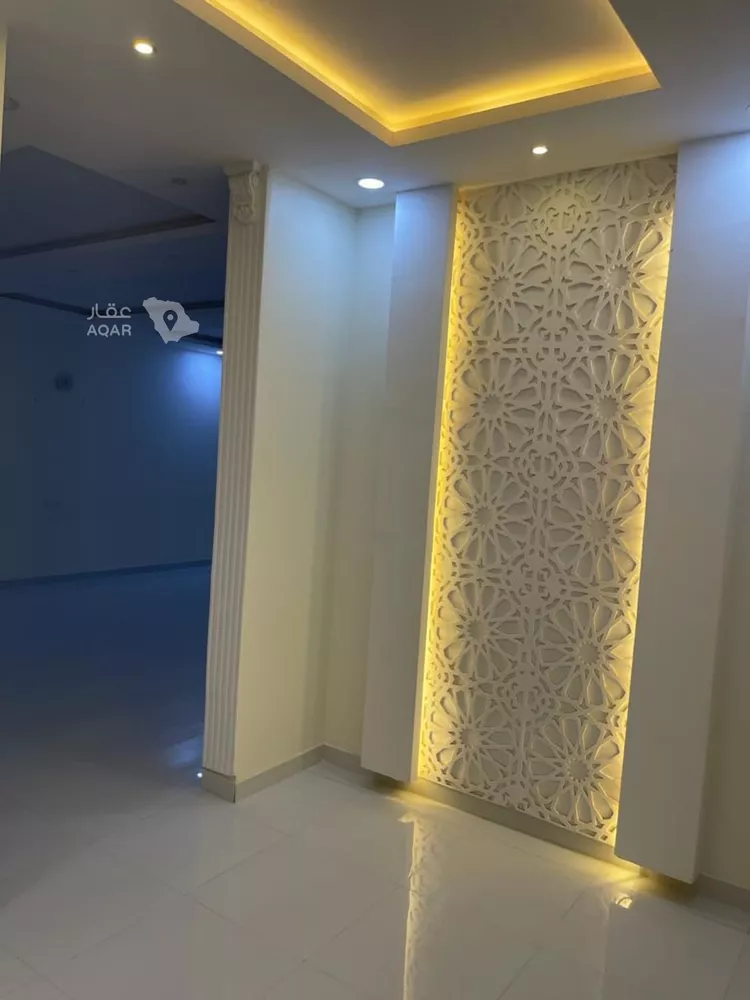 فيلا للبيع في شارع أبي جعفر المسلمي, حي المهدية, مدينة الرياض, منطقة الرياض 7
