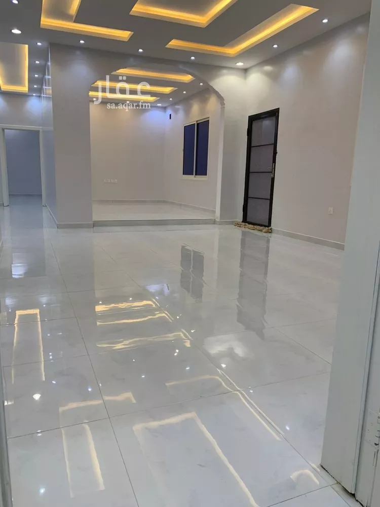 فيلا للبيع في شارع ابن أبي الجيش, حي المهدية, مدينة الرياض, منطقة الرياض 15