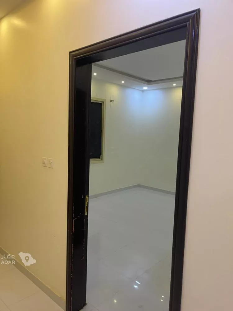 فيلا للبيع في شارع أبي جعفر المسلمي, حي المهدية, مدينة الرياض, منطقة الرياض 2