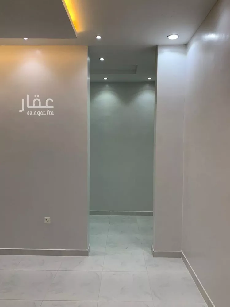 فيلا للبيع في شارع ابن أبي الجيش, حي المهدية, مدينة الرياض, منطقة الرياض 7