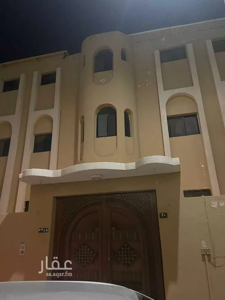 عمارة للبيع في شارع محمد بن عباد ، حي أم السباع ، الطائف ، الطائف