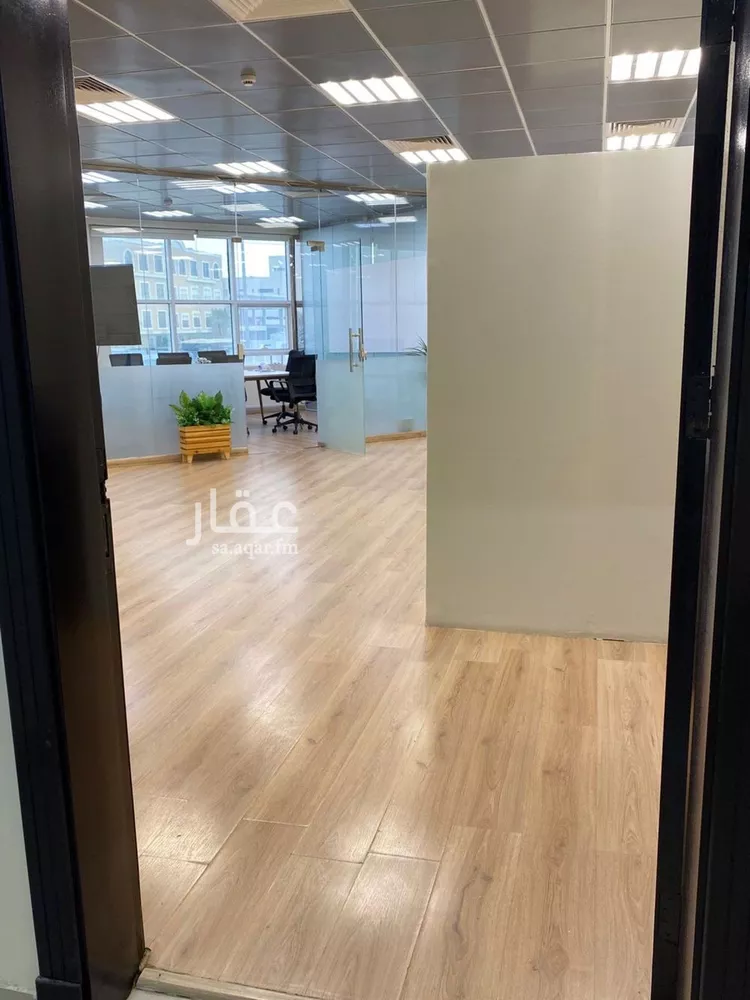 Commercial Office for Rent in Riyadh Al Malqa صورة 5