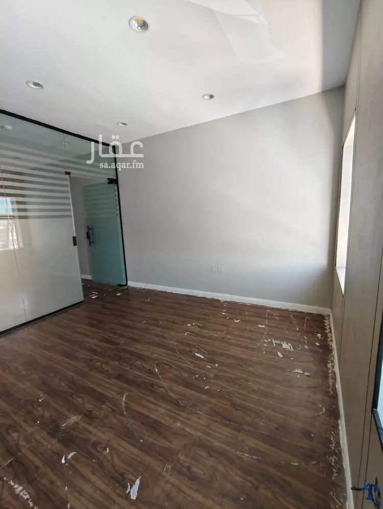 Commercial Office for Rent in Riyadh Ishbiliyah صورة 3