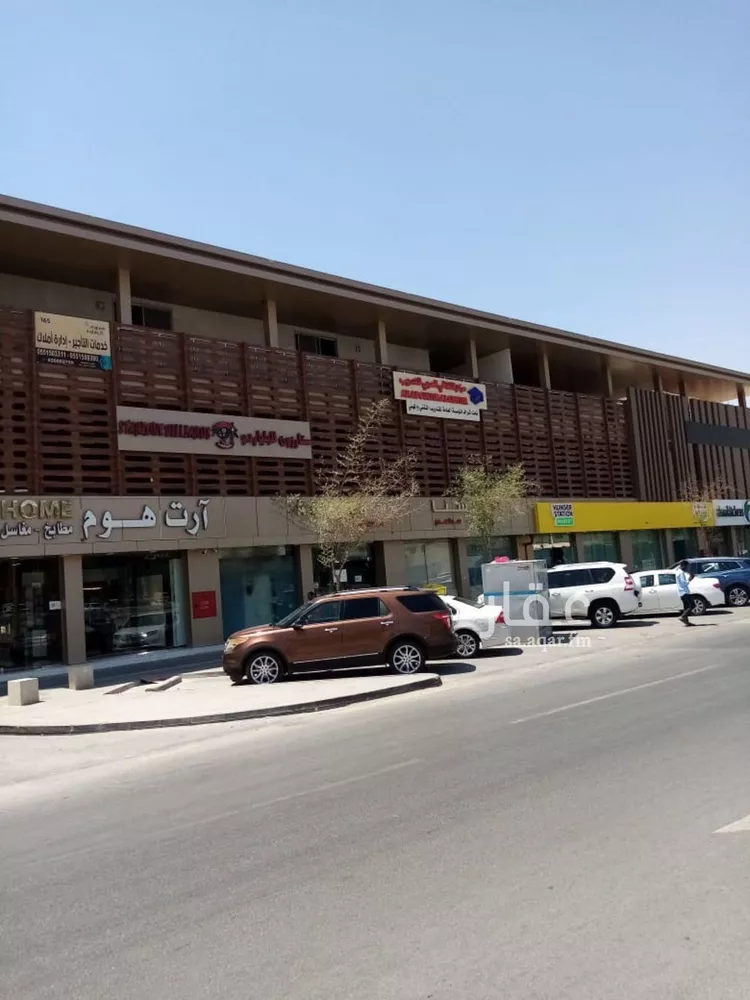 مكتب تجاري للإيجار في شارع سعود بن عبدالعزيز بن محمد الفرعي, حي المرسلات, مدينة الرياض, منطقة الرياض