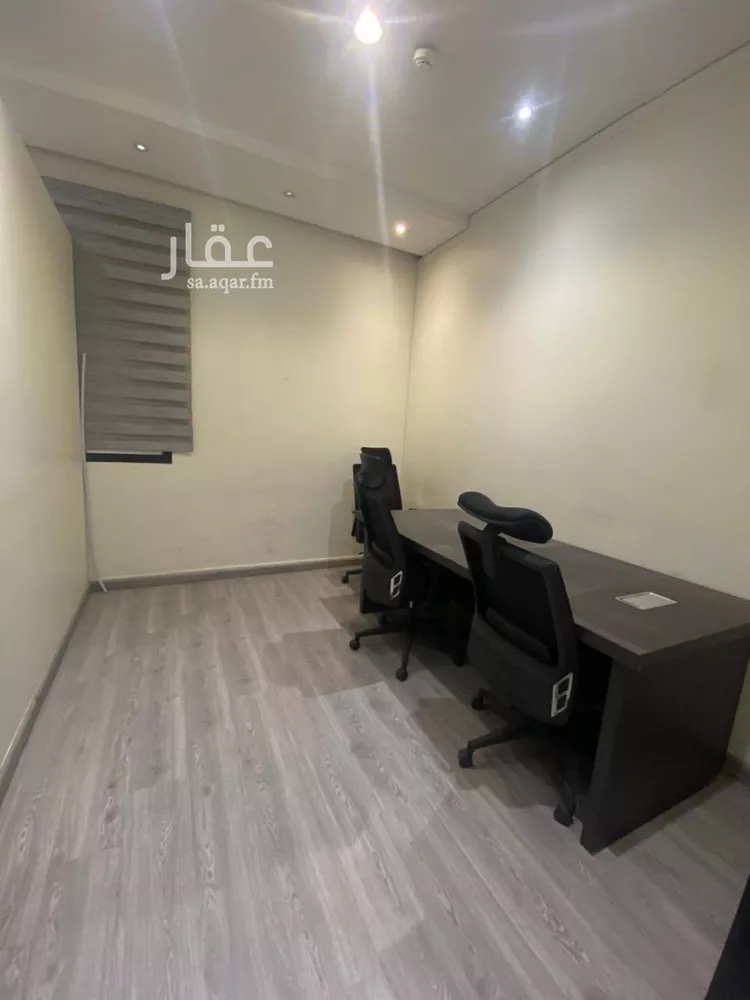 مكتب تجاري للإيجار في شارع ابي بكر الصديق الفرعي, حي النفل, مدينة الرياض, منطقة الرياض صورة 5