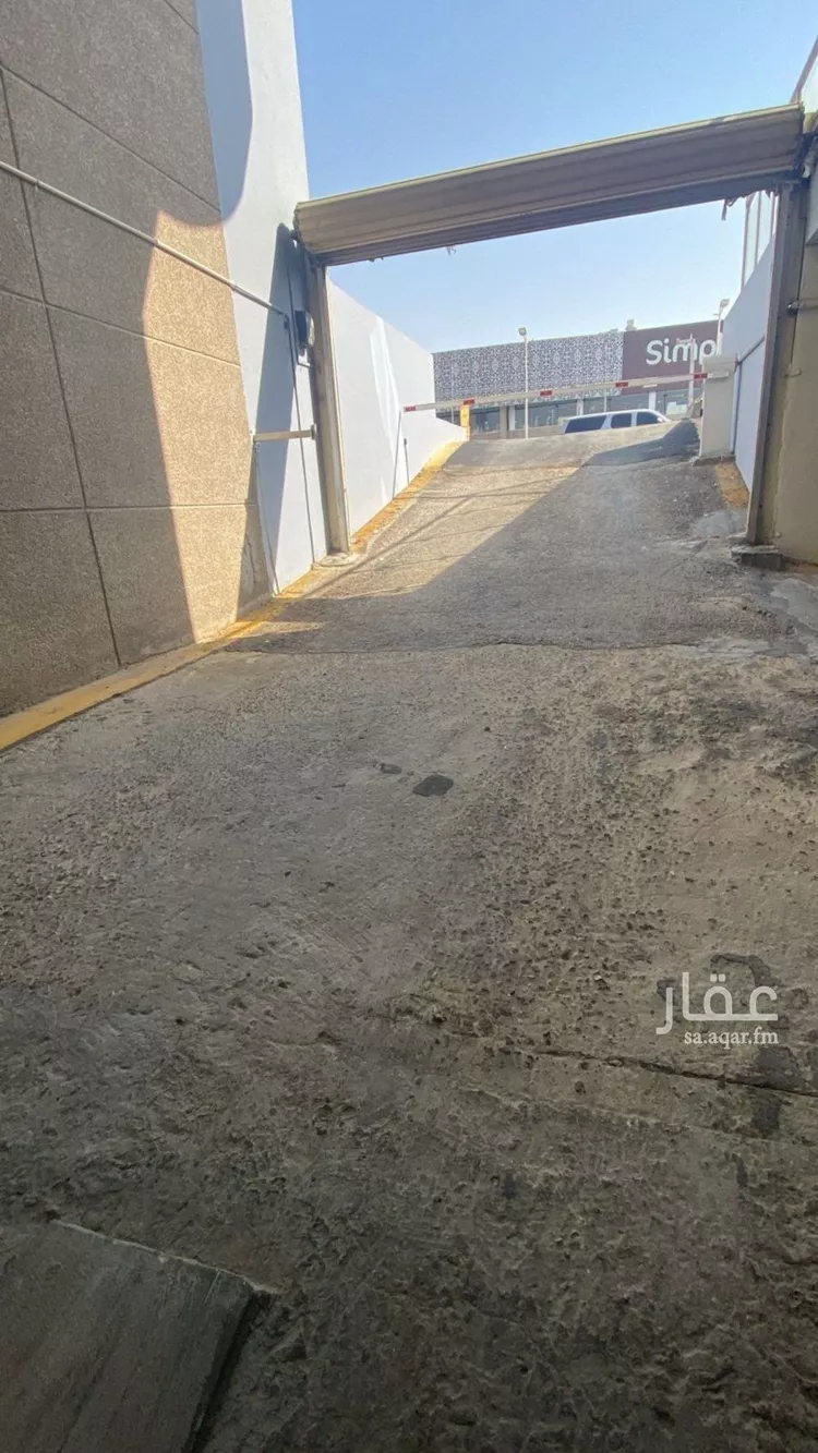 مكتب تجاري للإيجار في شارع ابي بكر الصديق, حي النفل, مدينة الرياض, منطقة الرياض صورة 3