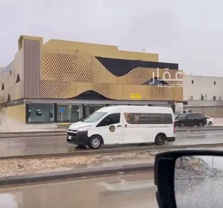 مكتب تجاري للإيجار في شارع الملك عبدالعزيز ابن عبدالرحمن سعود, حي العارض, مدينة الرياض, منطقة الرياض صورة 4
