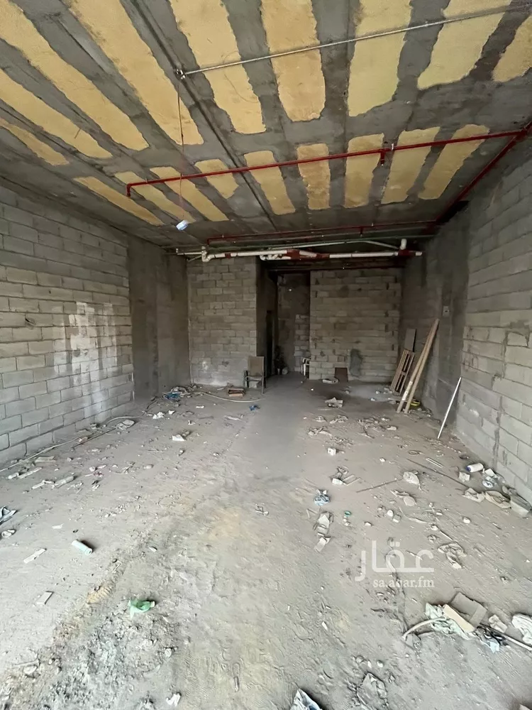 محل للإيجار في شارع الأمير يزيد بن عبدالله بن عبدالرحمن, حي الملقا, مدينة الرياض, منطقة الرياض صورة 3