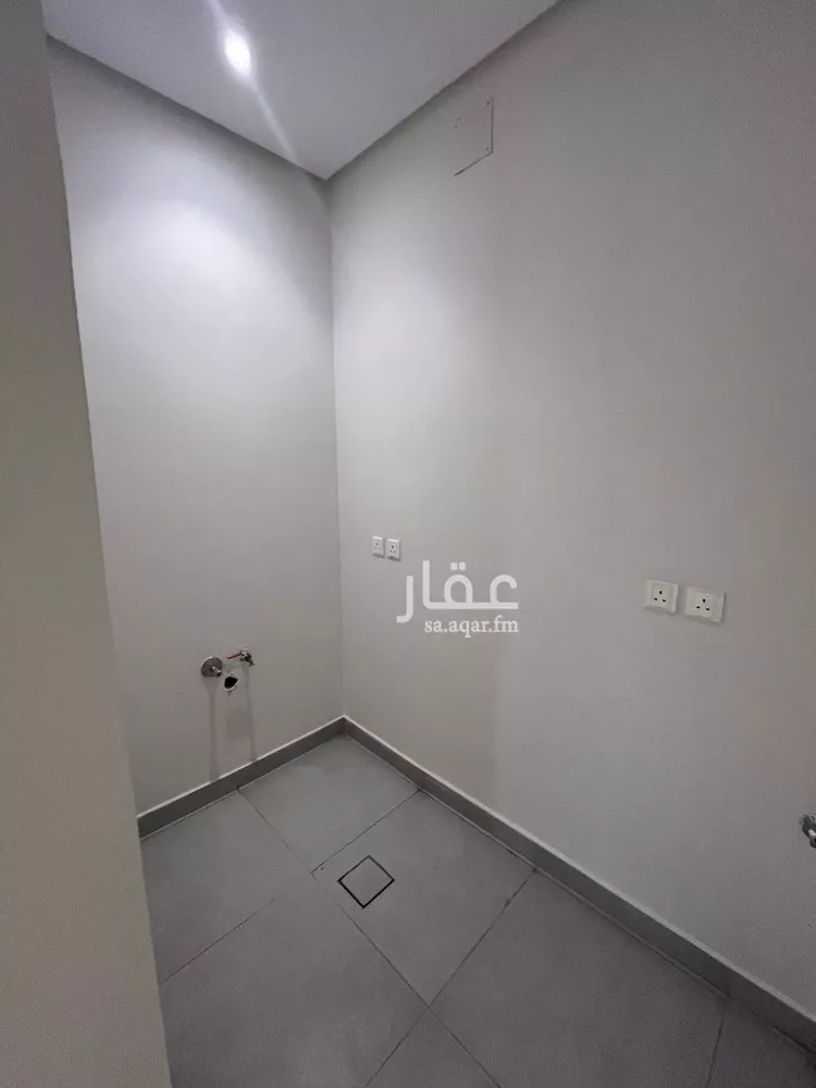 شقة للإيجار في شارع الأمير يزيد بن عبدالله بن عبدالرحمن, حي الملقا, مدينة الرياض, منطقة الرياض 11