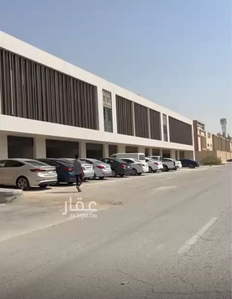 محل للإيجار في شارع الأمير يزيد بن عبدالله بن عبدالرحمن, حي الملقا, مدينة الرياض, منطقة الرياض صورة 3