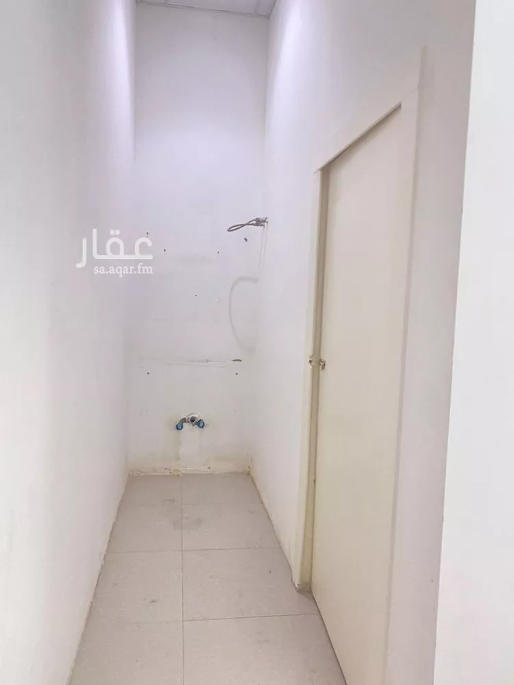 مكتب تجاري للإيجار في شارع عثمان بن عفان الفرعي, حي الوادي, مدينة الرياض, منطقة الرياض صورة 4