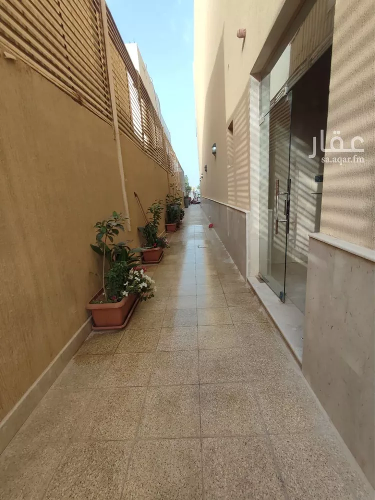 مكتب تجاري للإيجار في شارع الملك عبدالله, حي الملك عبدالله, مدينة الرياض, منطقة الرياض صورة 3