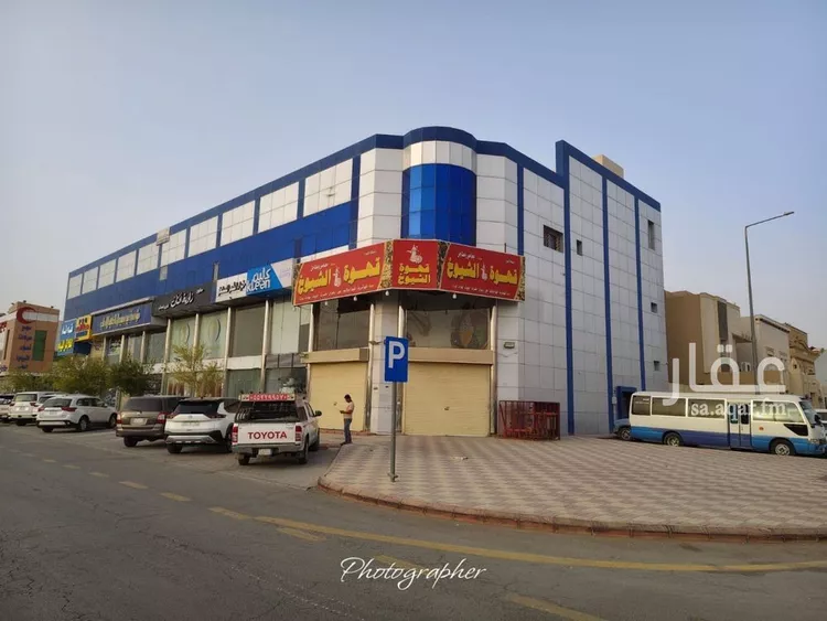 مكتب تجاري للإيجار في شارع الصحابة, حي إشبيلية, مدينة الرياض, منطقة الرياض 1 صورة