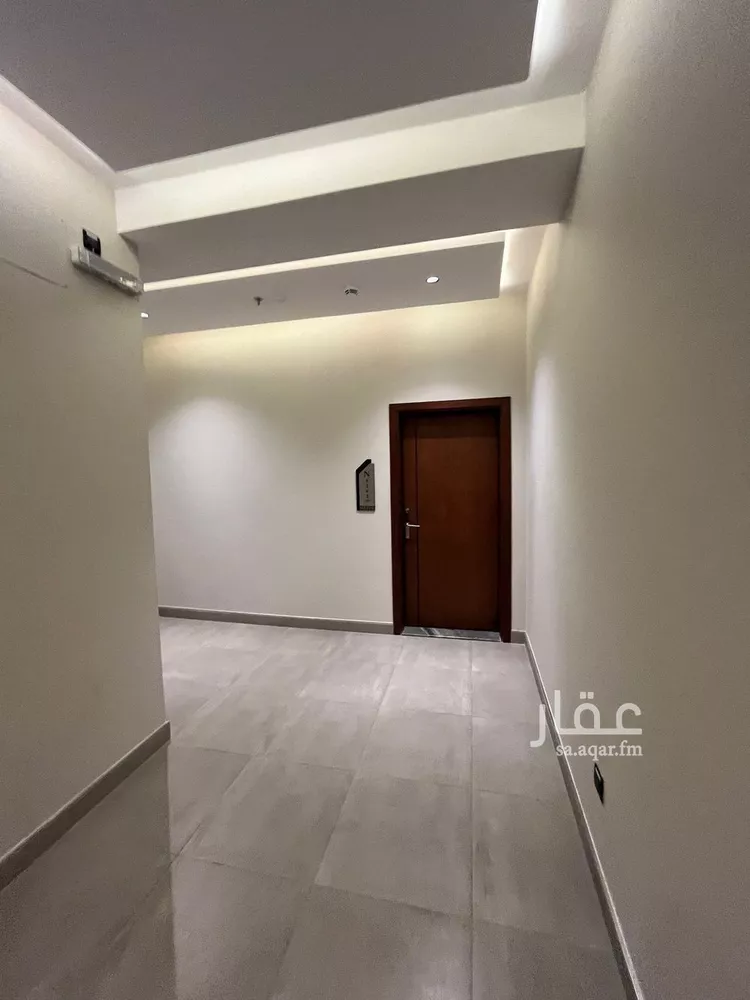 شقة للإيجار في شارع الملك فهد الفرعي, حي النخيل, مدينة الرياض, منطقة الرياض صورة 5