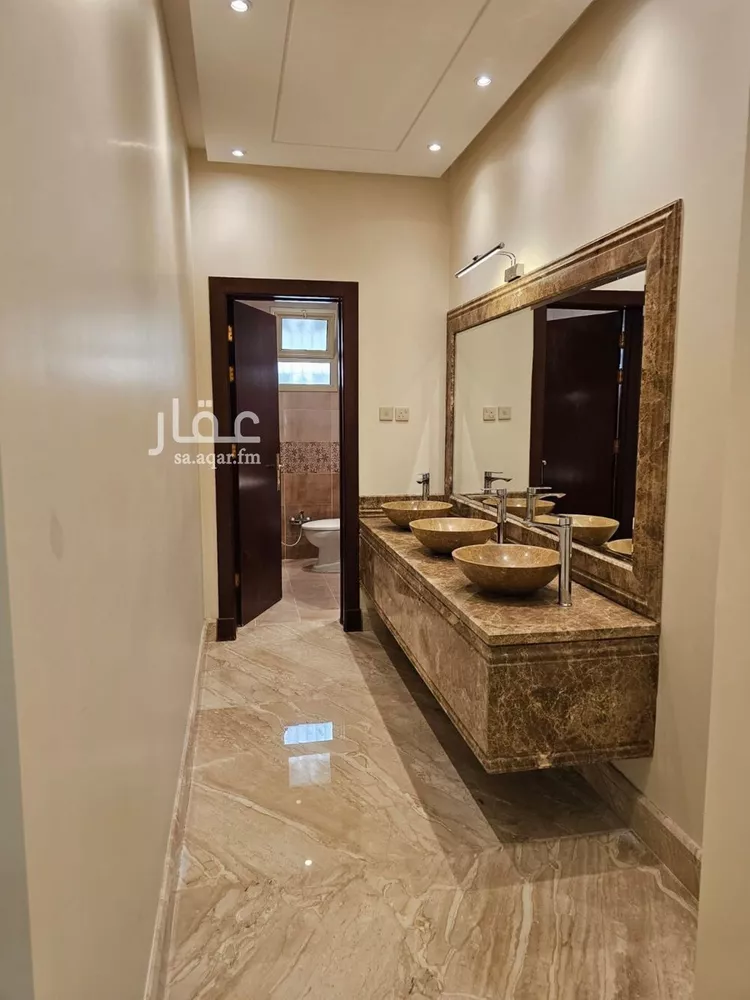 فيلا للبيع في شارع القادسي, حي حطين, مدينة الرياض, منطقة الرياض 14