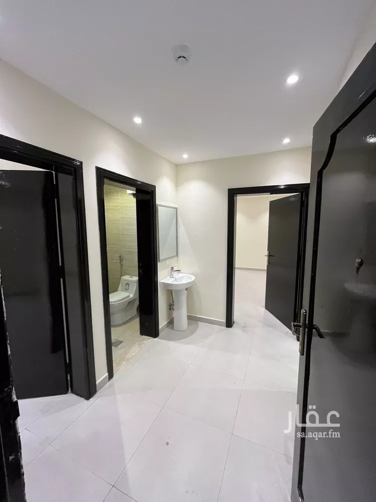 شقة للإيجار في شارع البحر المتوسط, حي العقيق, مدينة الرياض, منطقة الرياض صورة 3