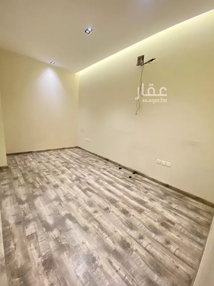 Commercial Office for Rent in Riyadh Al Wadi صورة 3