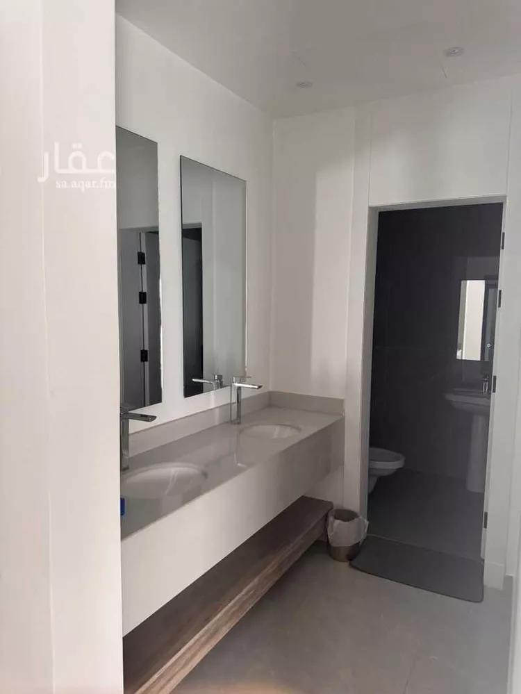 فيلا للإيجار في شارع ساجر الرفدي, حي الملك فهد, مدينة الرياض, منطقة الرياض صورة 2