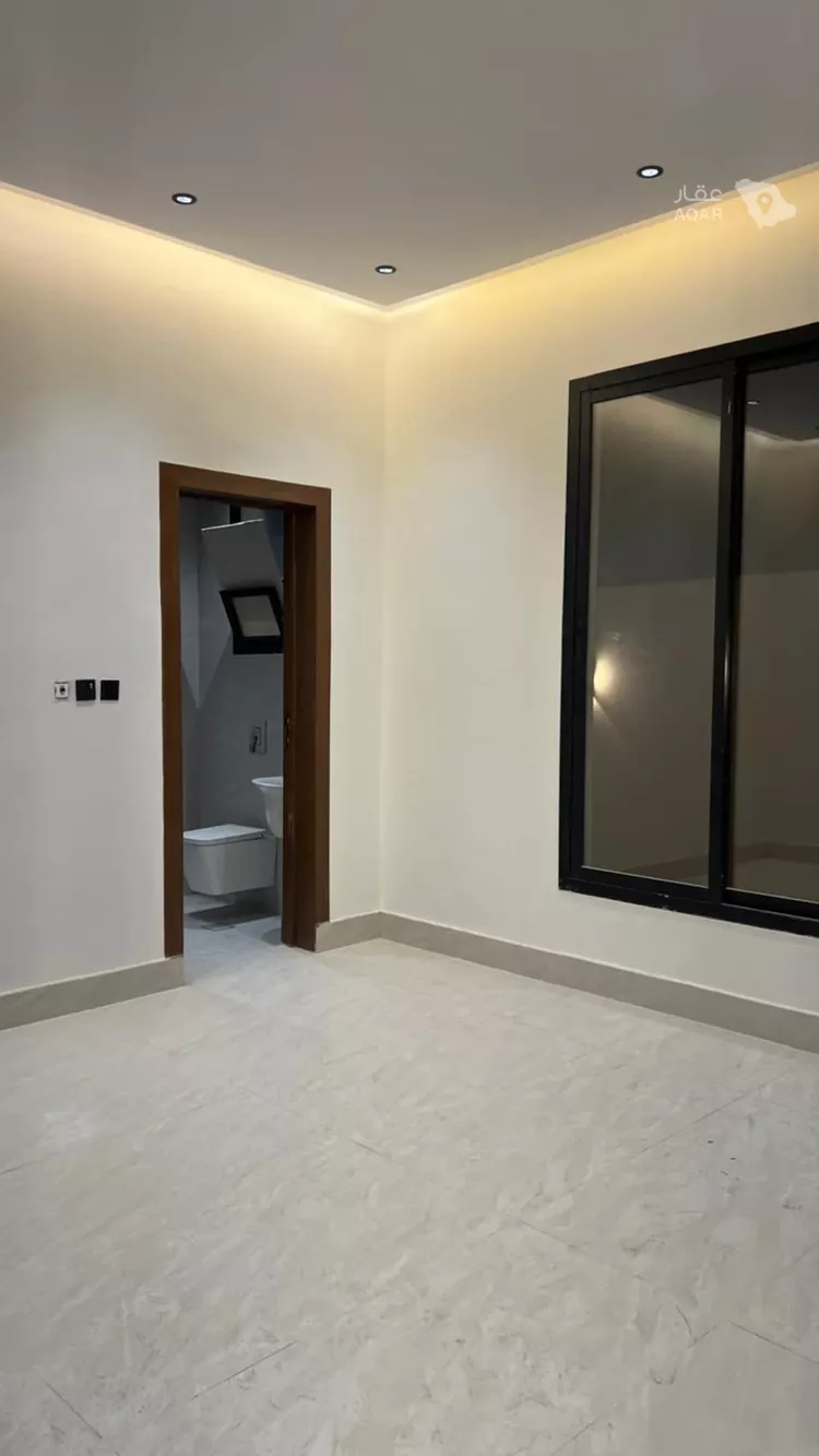 فيلا للإيجار في شارع 6437188, حي طيبة, مدينة الرياض, منطقة الرياض 3
