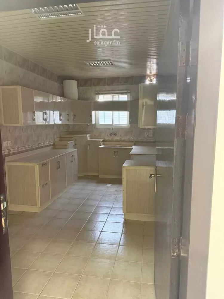 شقة للإيجار في شارع رقم 184 ، حي ظهرة لبن ، الرياض ، منطقة الرياض صورة 4