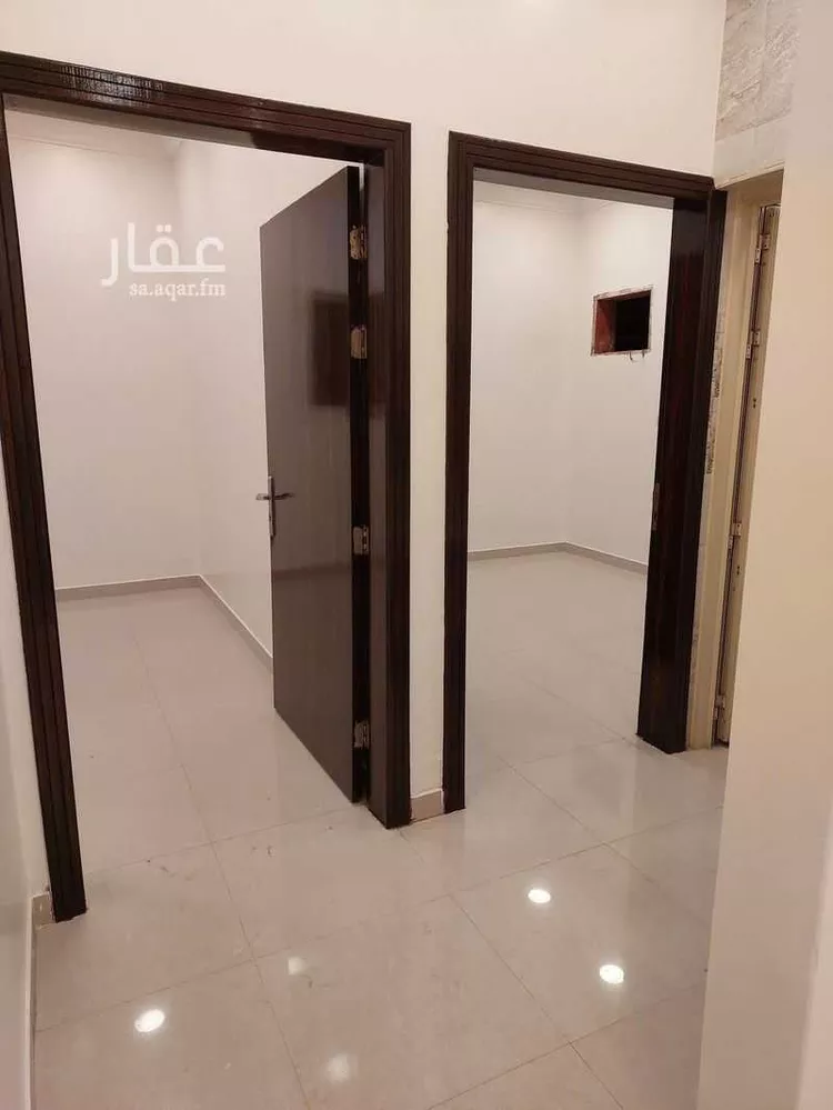 شقة للإيجار في شارع ابن ميسر, حي العزيزية, مدينة الرياض, منطقة الرياض صورة 3