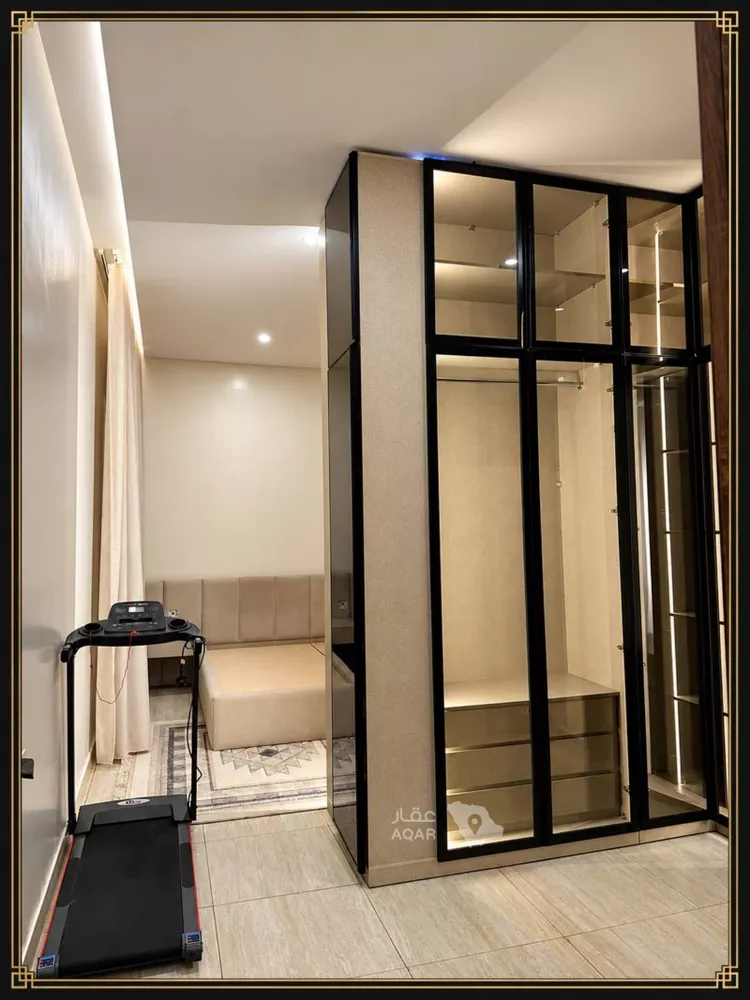 Floor for Rent in Riyadh Okaz 16