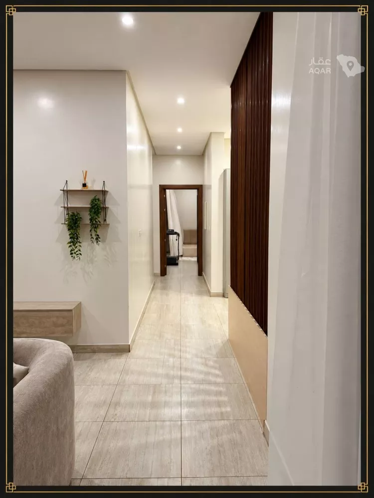 Floor for Rent in Riyadh Okaz 8