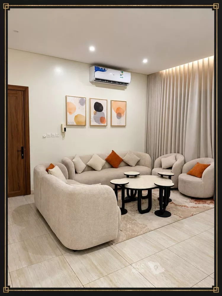 Floor for Rent in Riyadh Okaz 6
