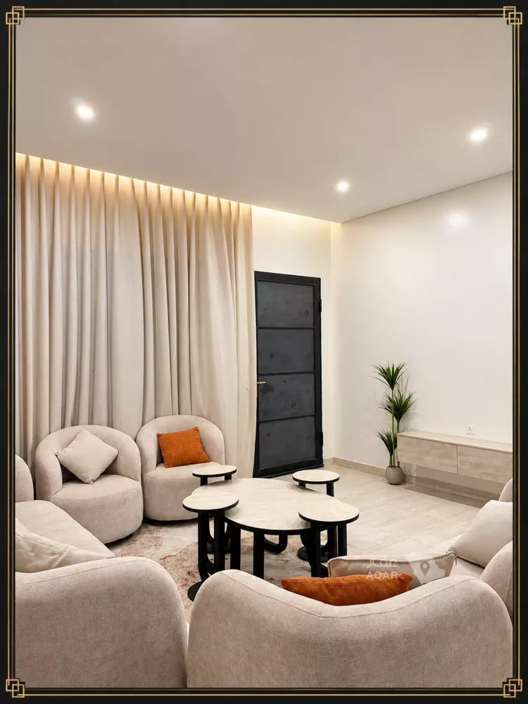 Floor for Rent in Riyadh Okaz 11