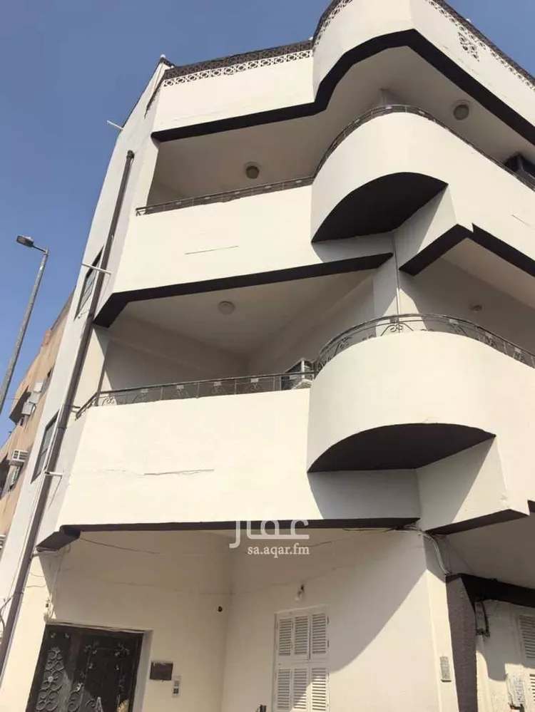 Building for Sale in Medina Qurban 6