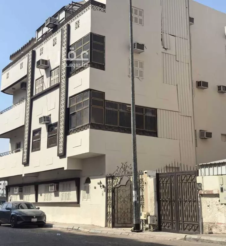 Building for Sale in Medina Qurban صورة 3