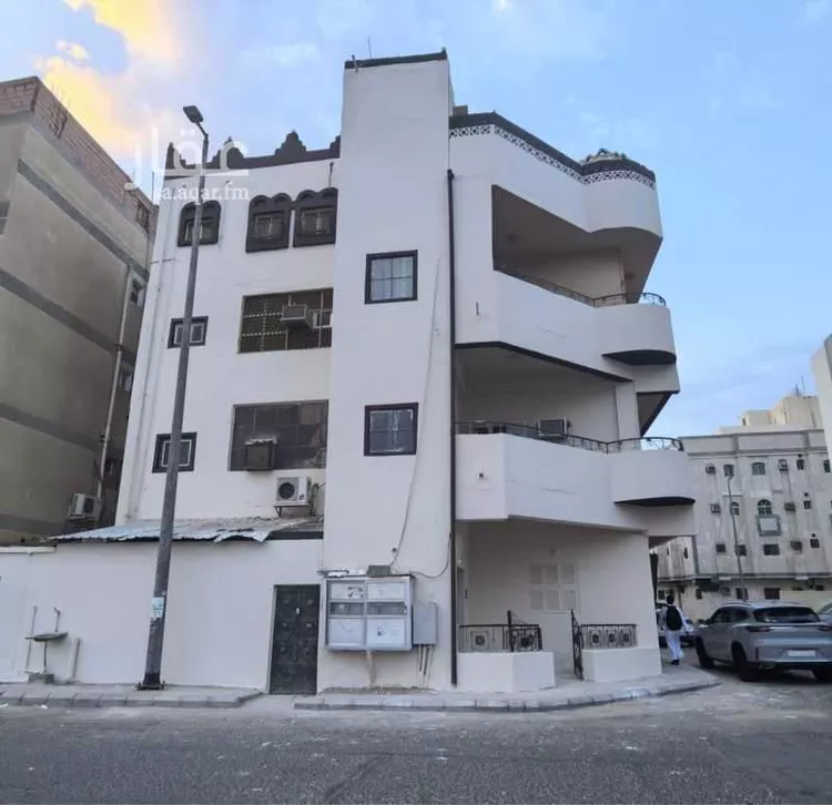 Building for Sale in Medina Qurban صورة 5