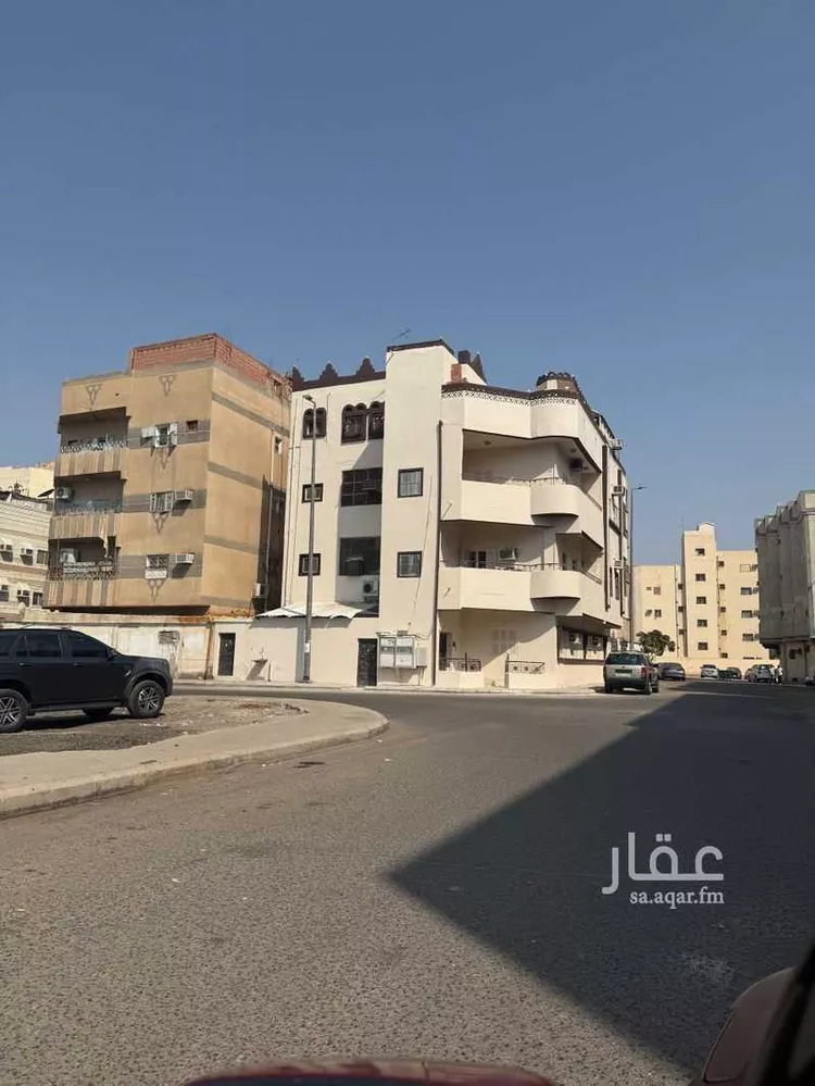 Building for Sale in Medina Qurban صورة 4