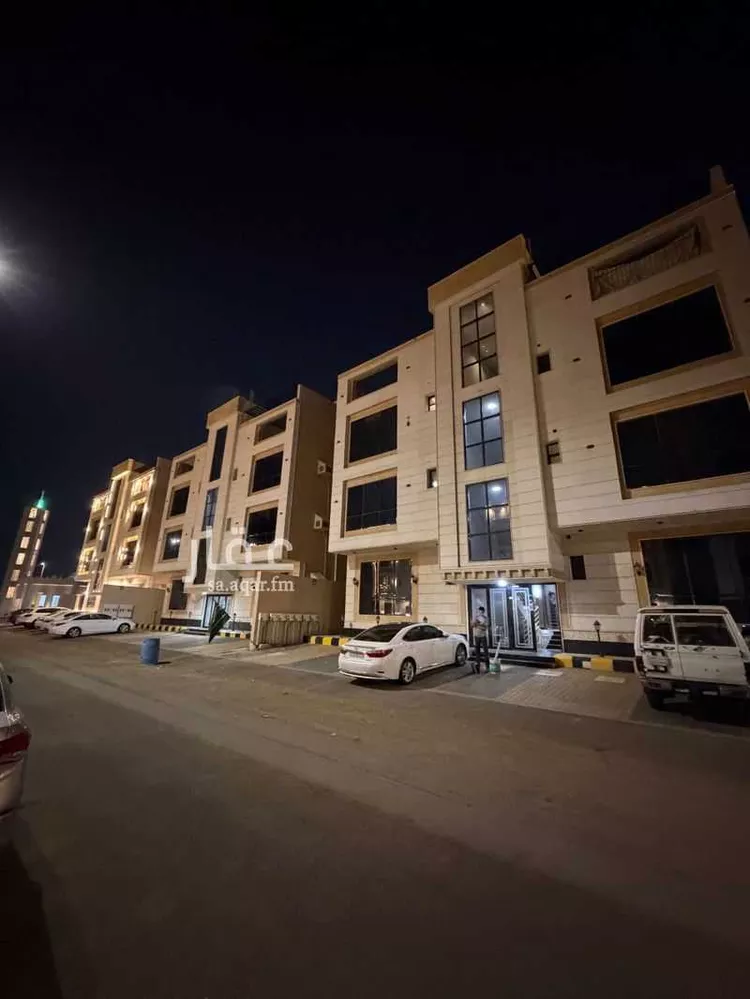 شقة للإيجار في الشارع العام ، حي النور والصفا ، إسكان الملك عبدالله ، صامطة