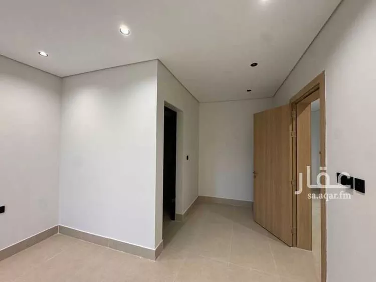 فيلا للبيع في شارع عبدالرحمن ابن كعب الانصاري, حي الأمواج, مدينة الخبر, المنطقة الشرقية 8
