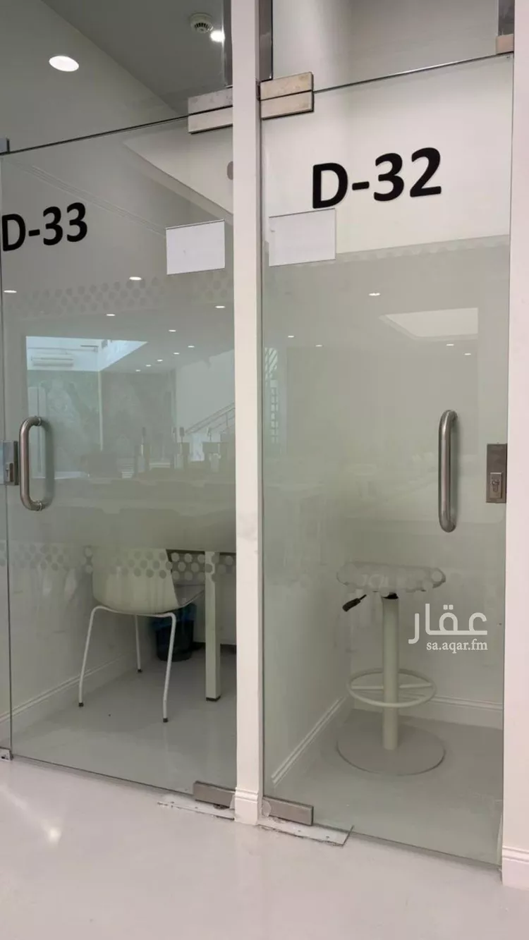 مكتب تجاري للإيجار في شارع خريص الفرعي, حي الروضة, مدينة الرياض, منطقة الرياض صورة 5