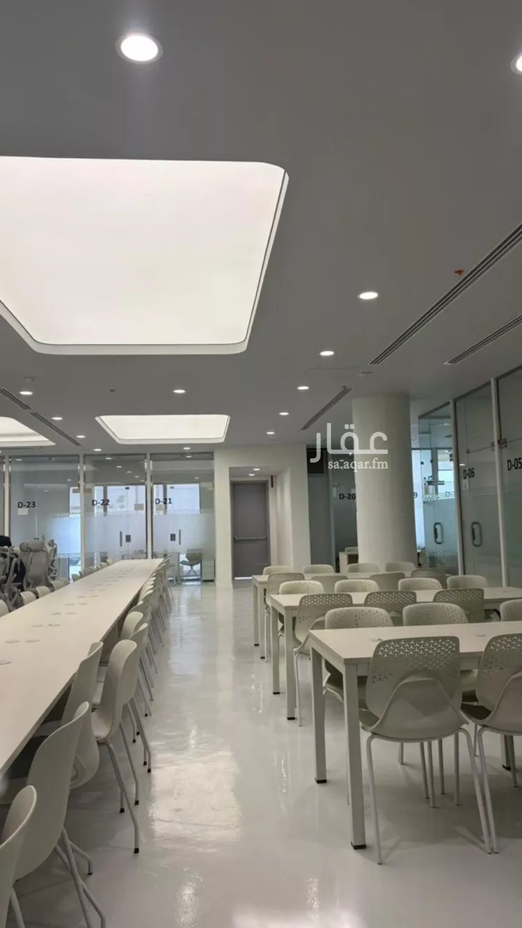 مكتب تجاري للإيجار في شارع خريص الفرعي, حي الروضة, مدينة الرياض, منطقة الرياض 16