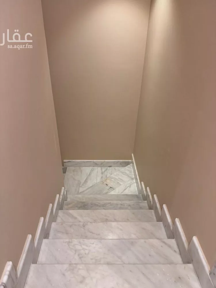 عمارة للإيجار في شارع عيسى بن مخلوف, حي اللؤلؤ, مدينة جدة, منطقة مكة المكرمة صورة 2