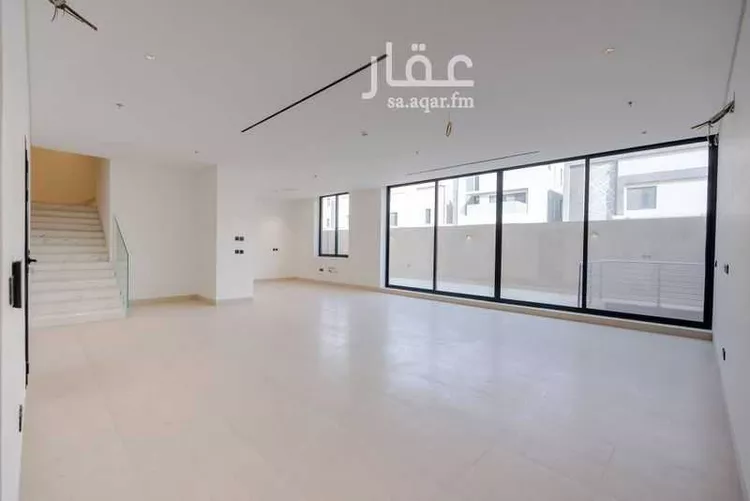 فيلا للبيع في شارع ممر107, حي الرمال, مدينة الرياض, منطقة الرياض صورة 3