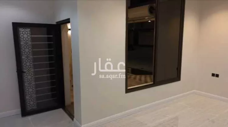 فيلا للبيع في شارع الوليد بن قيس, حي الشراع, مدينة الخبر, المنطقة الشرقية 6