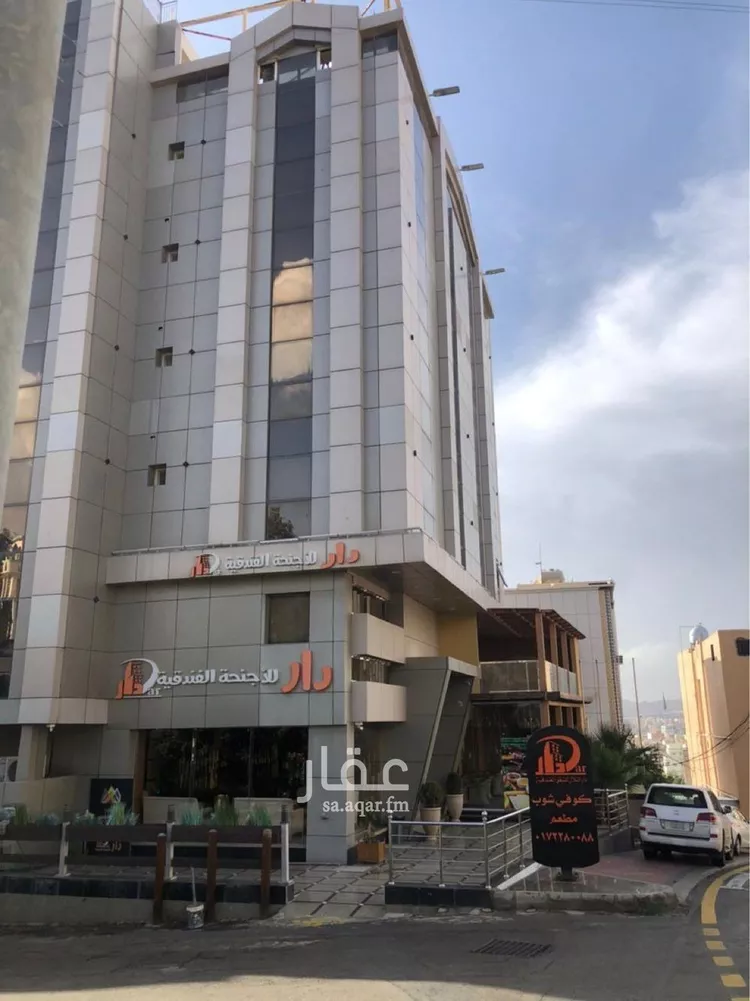 عمارة للبيع في شارع عبدالرحمن بن فيصل بن تركي, حي الشفاء, مدينة أبها, منطقة عسير صورة 4